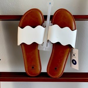 Shade & Shore white sandals